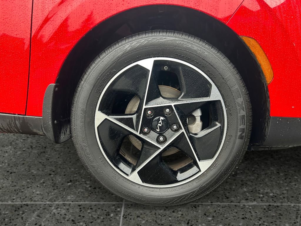 Used 2024 Kia Soul EX image 9