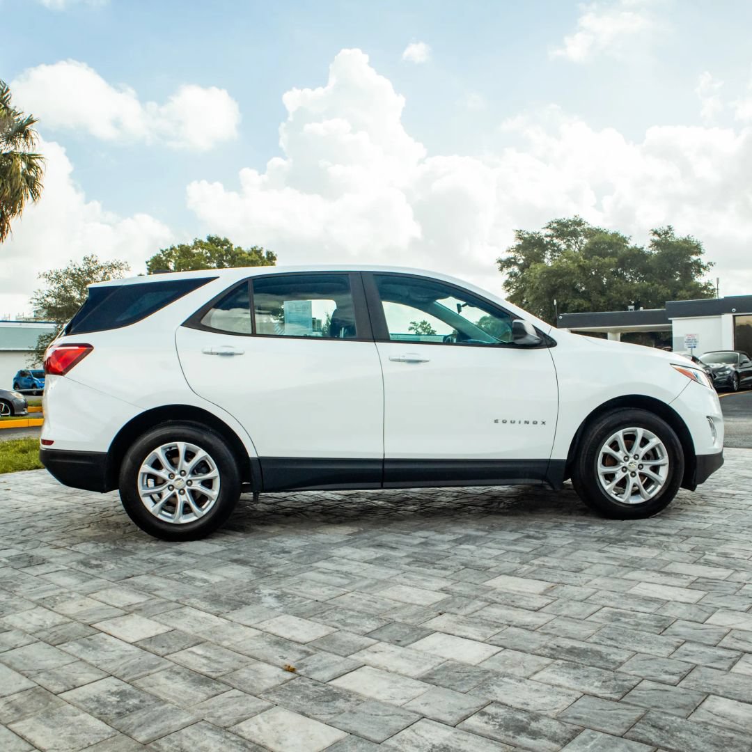 Used 2020 Chevrolet Equinox LS FWD image 8