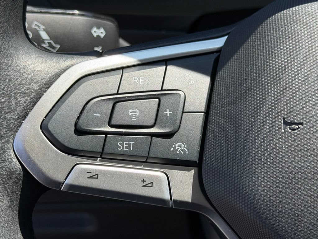 Used 2024 Volkswagen Tiguan Wolfsburg Edition w/ Panoramic Sunroof Package AWD/4WD image 16