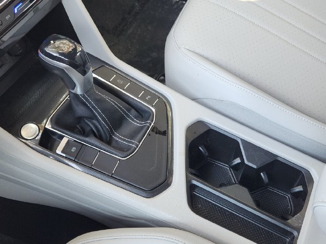 Used 2022 Volkswagen Tiguan SE R-Line FWD image 22