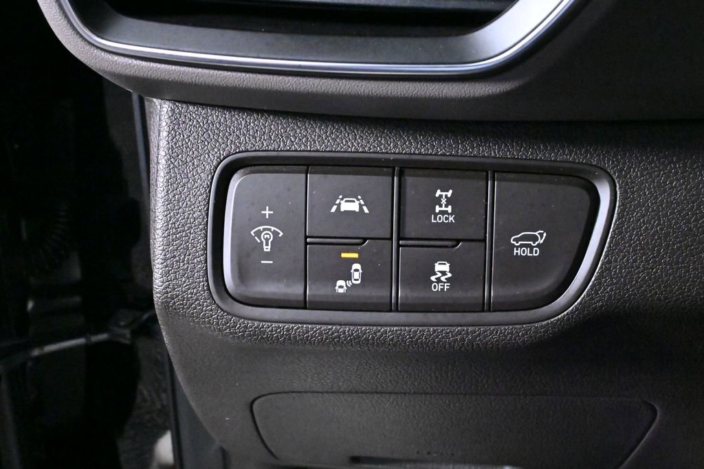 Used 2020 Hyundai Santa Fe Limited image 20