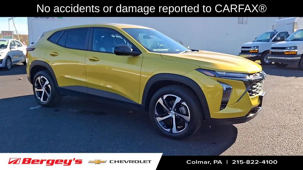 Certified 2024 Chevrolet Trax RS w/ Driver Confidence Package image 2