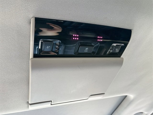 Used 2018 GMC Yukon XL Denali w/ Denali Ultimate Package image 36