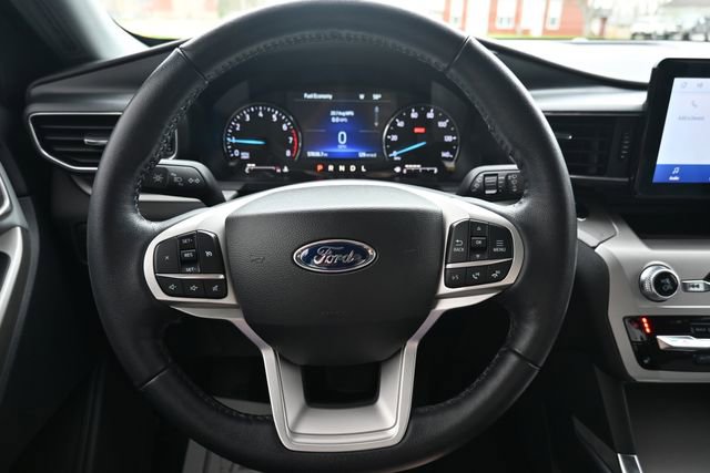 Used 2022 Ford Explorer XLT w/ Equipment Group 202A image 45