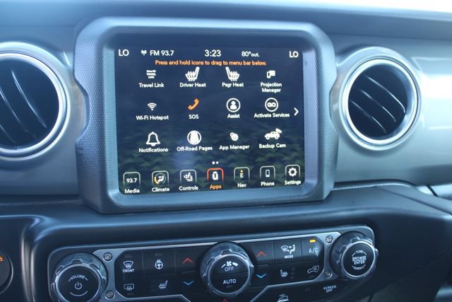Used 2022 Jeep Wrangler Unlimited Sahara w/ Cold Weather Group AWD/4WD image 25