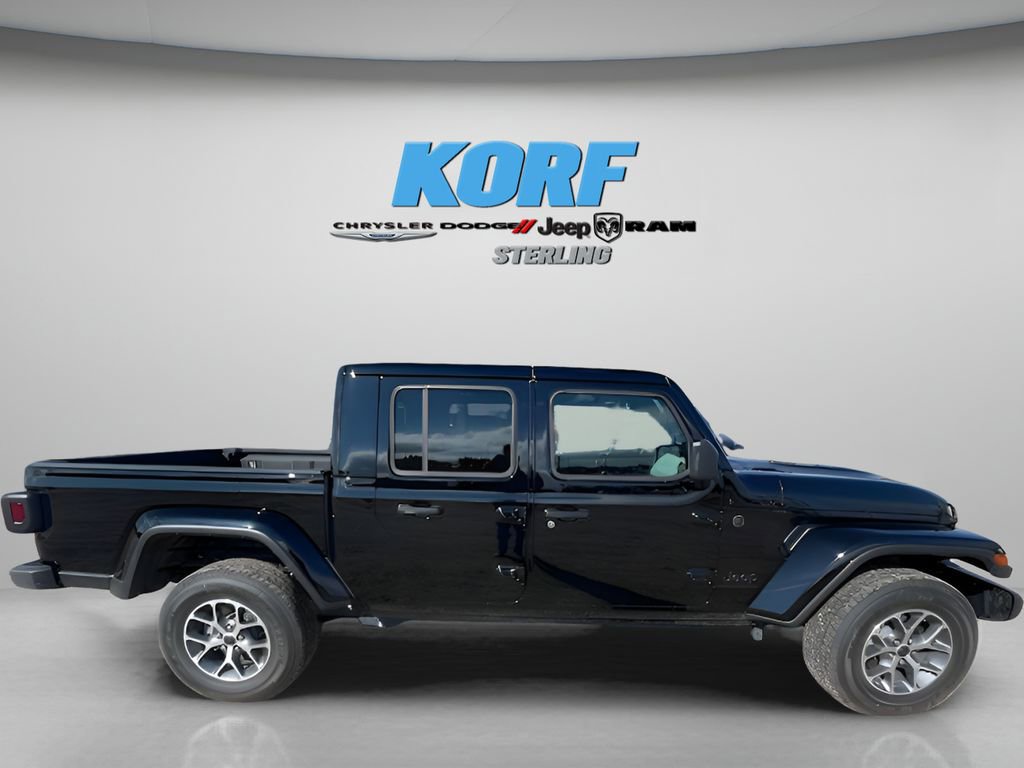 New 2025 Jeep Gladiator Sport image 3