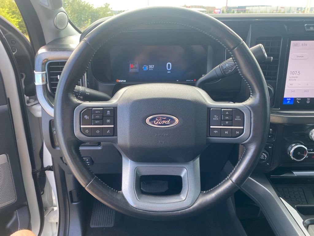 Used 2024 Ford F250 Lariat w/ Lariat Ultimate Package AWD/4WD image 16