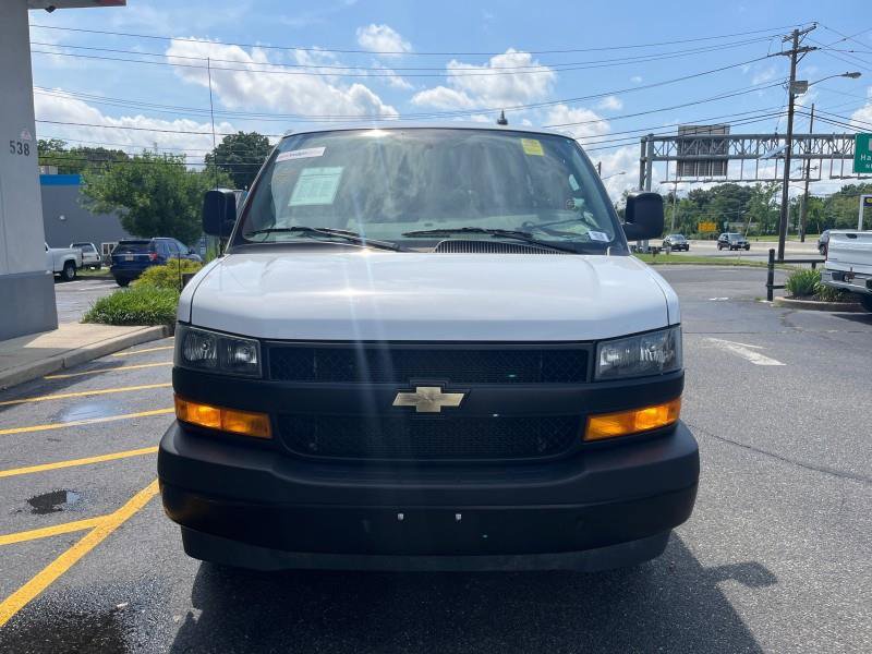 Used 2022 Chevrolet Express 3500 LS image 2