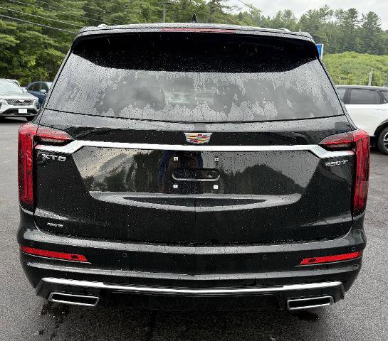 New 2025 Cadillac XT6 Luxury image 4