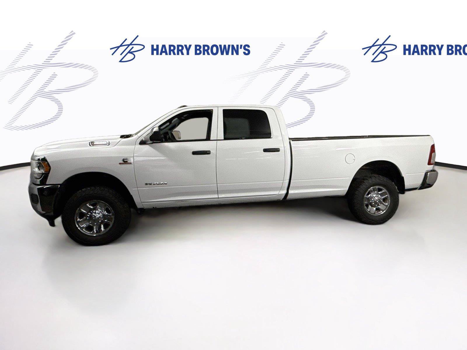 Used 2022 RAM 3500 Tradesman AWD/4WD image 25