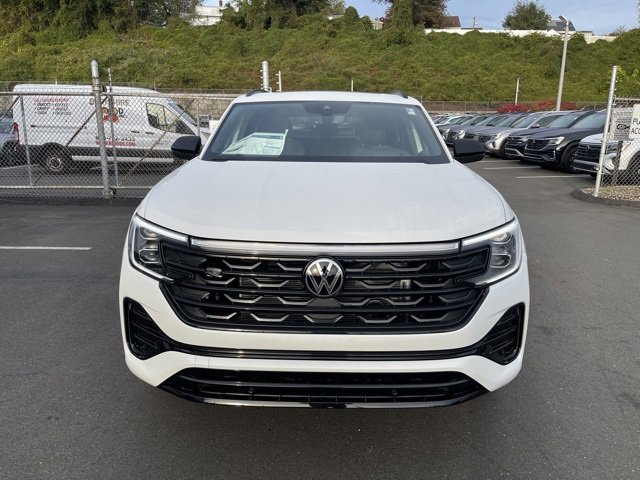 New 2026 Volkswagen Atlas Cross Sport SEL R-Line image 4