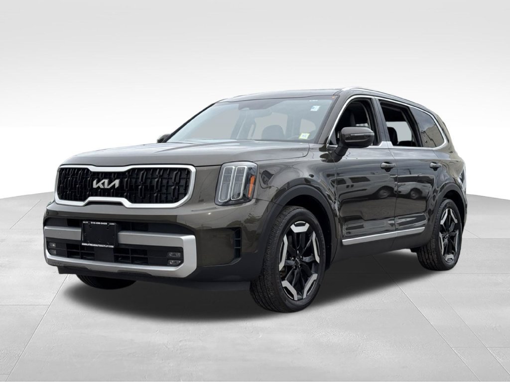 Used 2023 Kia Telluride EX AWD/4WD image 3