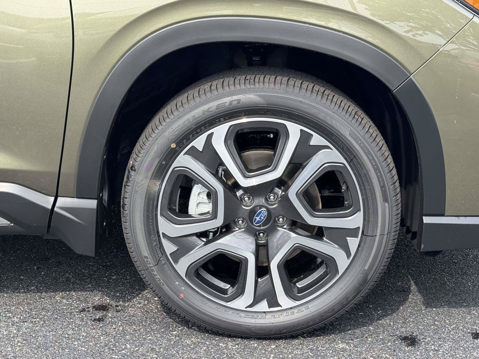 New 2026 Subaru Ascent Touring w/ Popular Package #1 AWD/4WD image 7