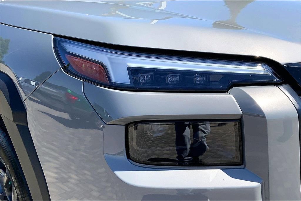 Certified 2026 Subaru Outback Premium AWD/4WD image 31