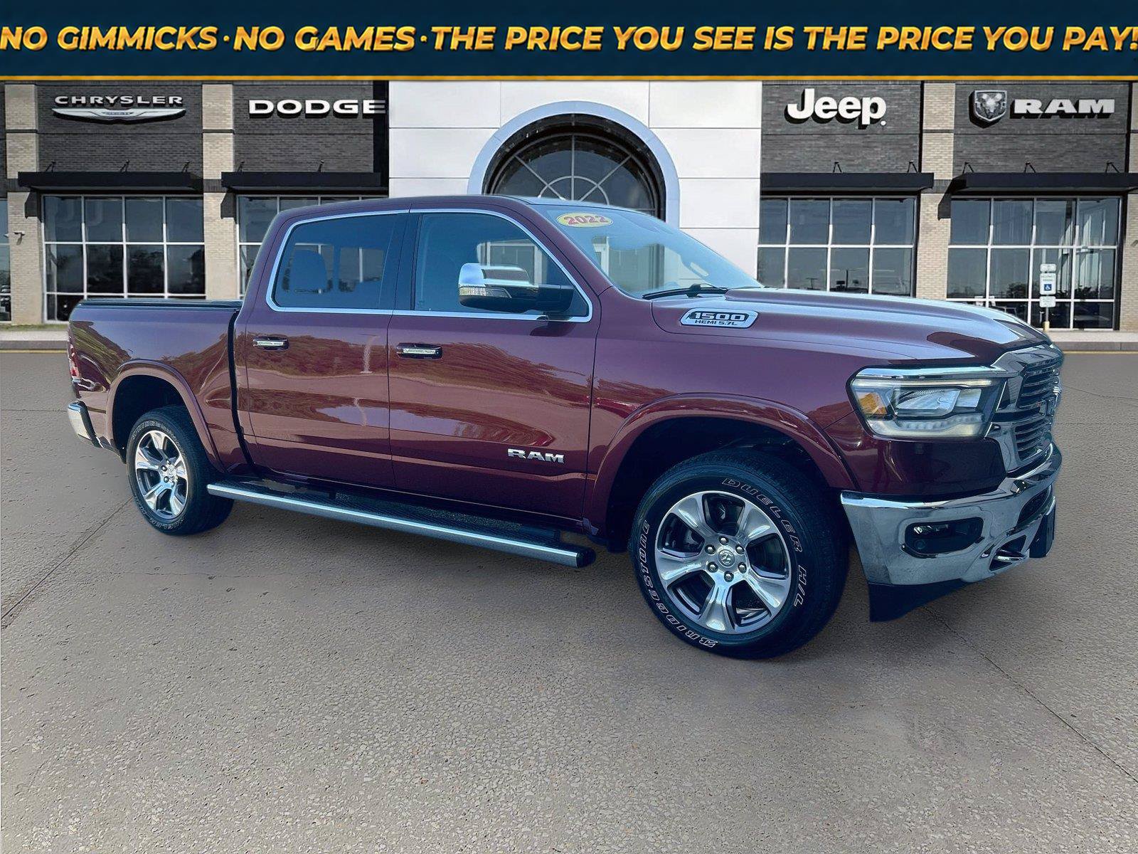 Used 2022 RAM 1500 Laramie AWD/4WD image 1