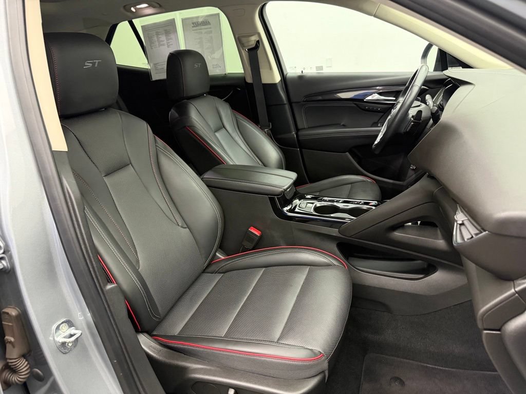 Used 2023 Buick Envision Essence w/ Sport Touring Package AWD/4WD image 36