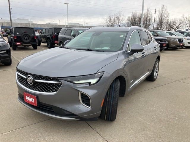 Used 2022 Buick Envision Avenir w/ Technology Package II AWD/4WD image 3
