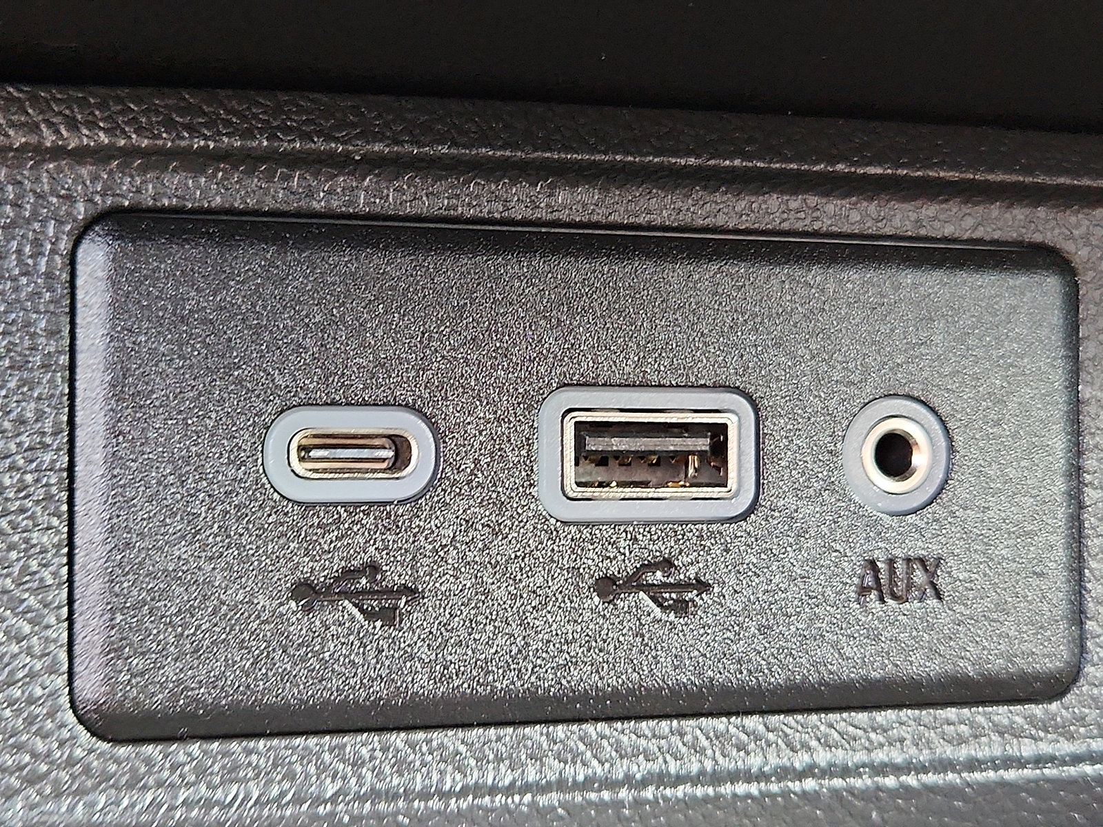 Used 2023 Buick Encore GX Preferred FWD image 26