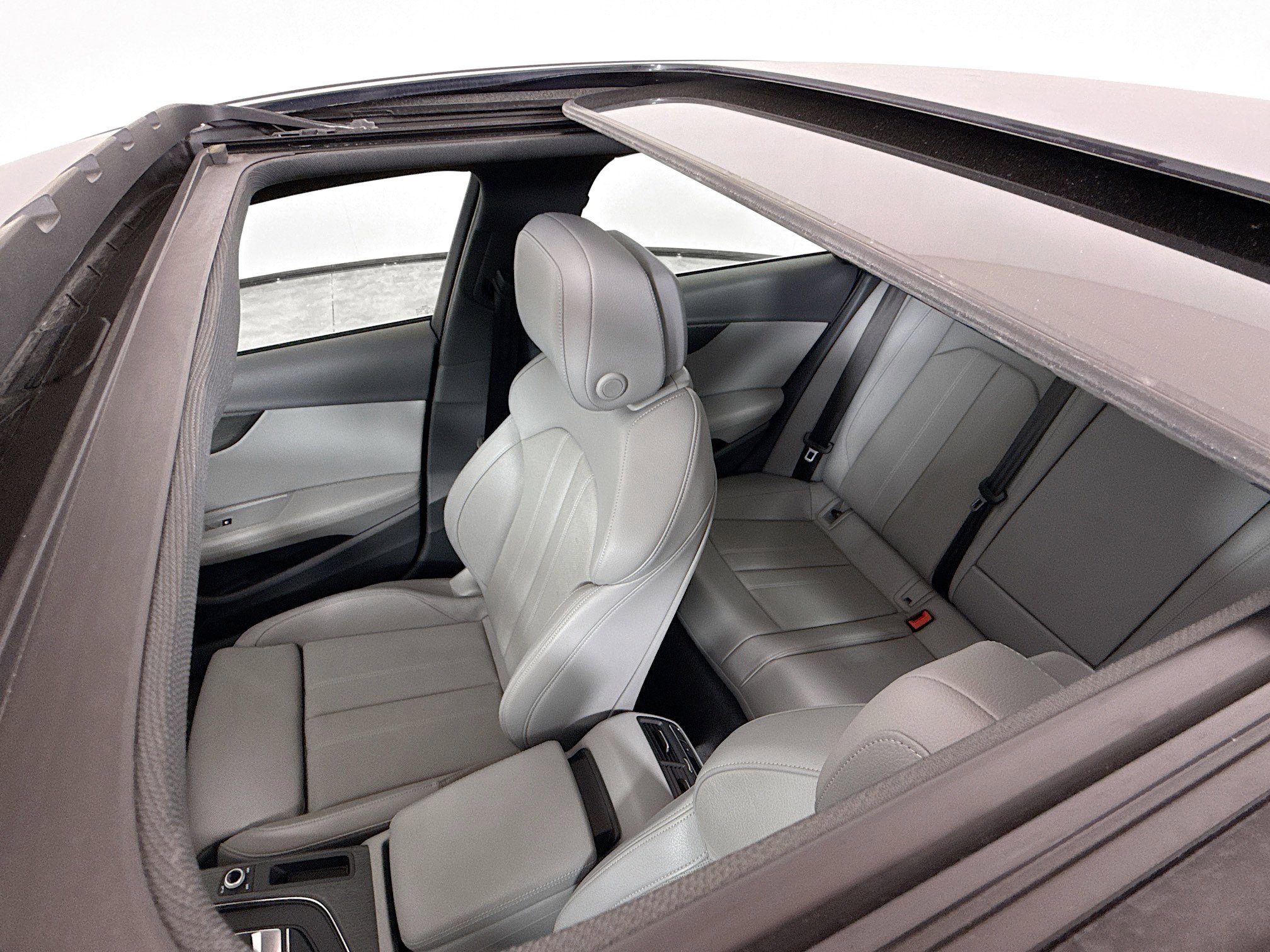 Used 2018 Audi A4 2.0T Prestige w/ Prestige Package image 14