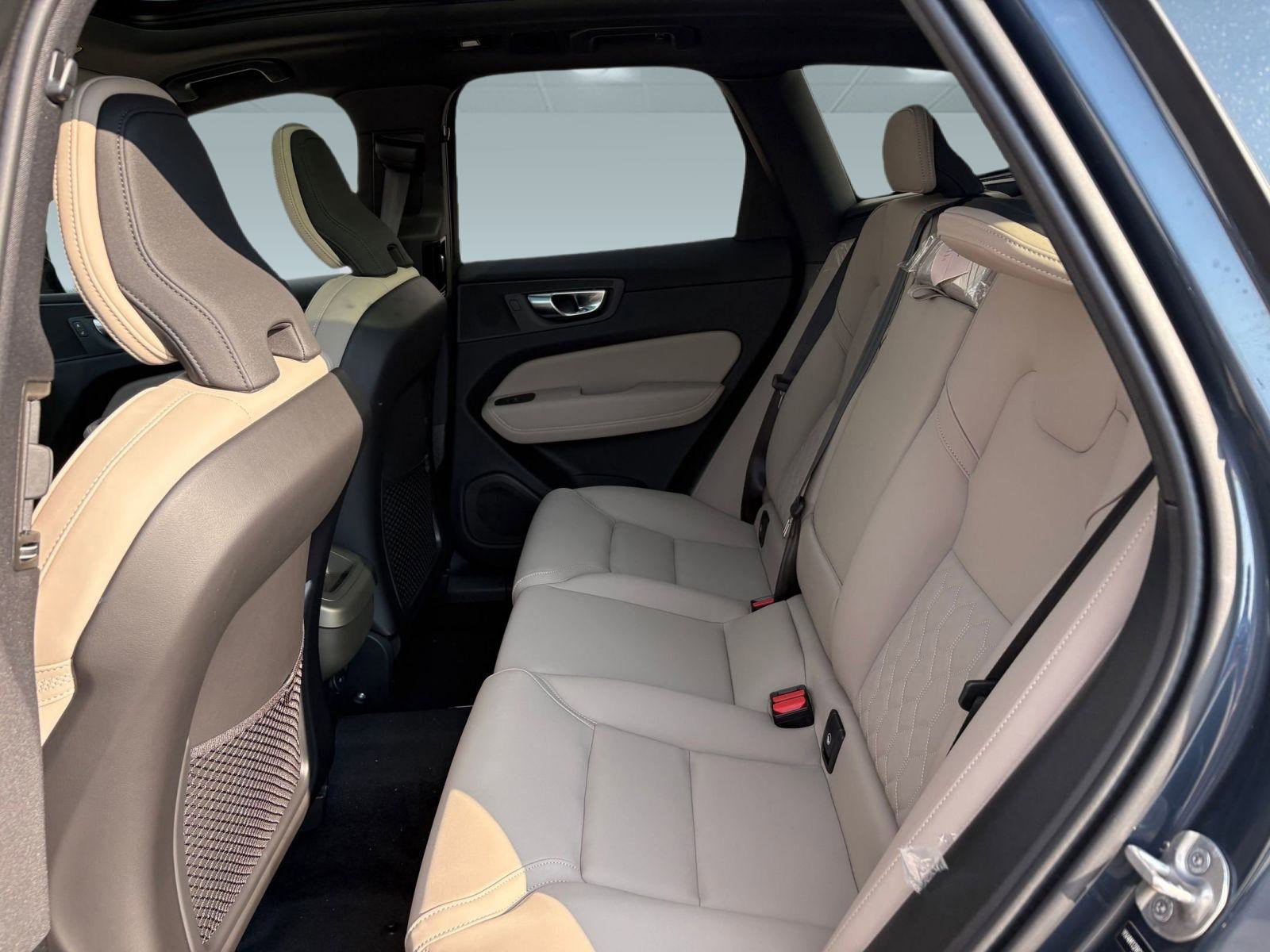 New 2026 Volvo XC60 B5 Plus w/ Protection Package Premier image 15