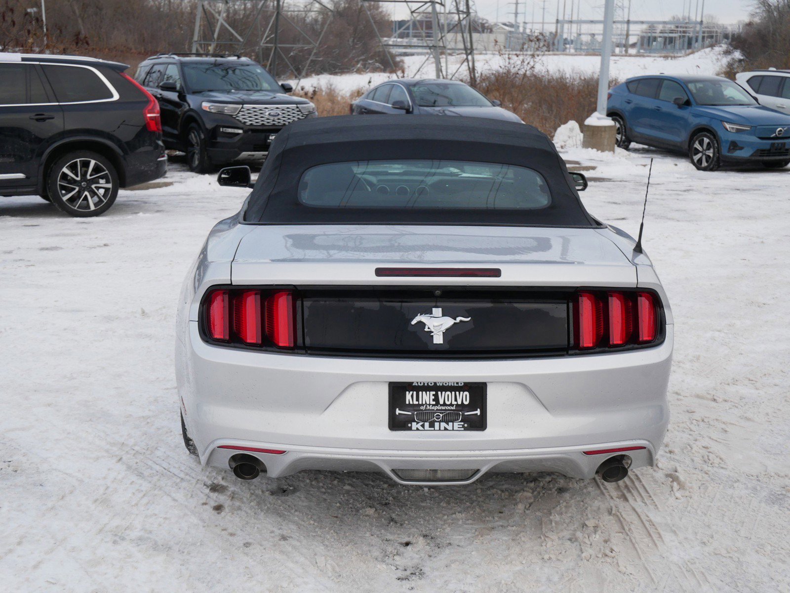 Used 2016 Ford Mustang Convertible image 6