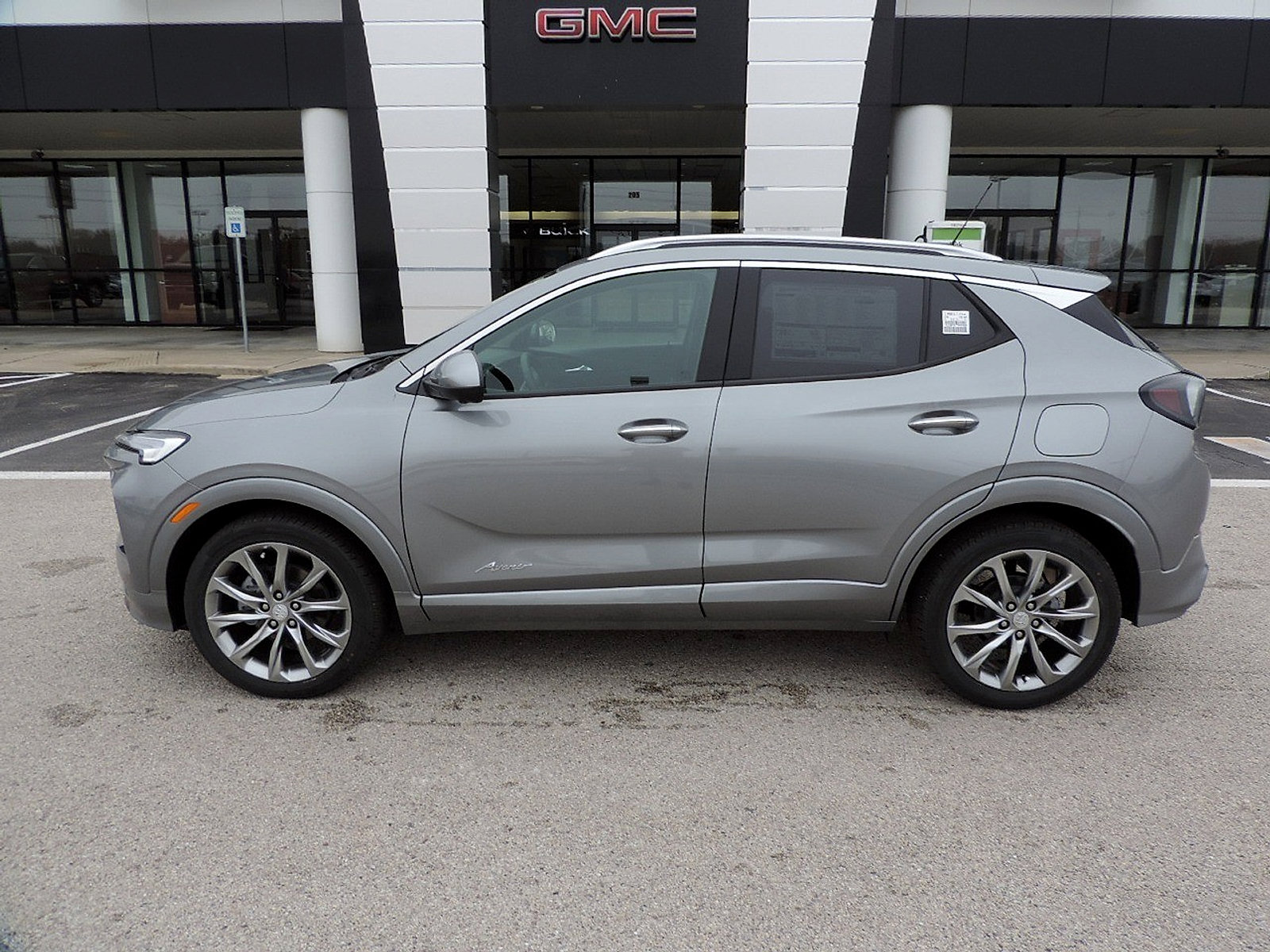 New 2026 Buick Encore GX Avenir w/ Avenir Technology Package FWD image 8