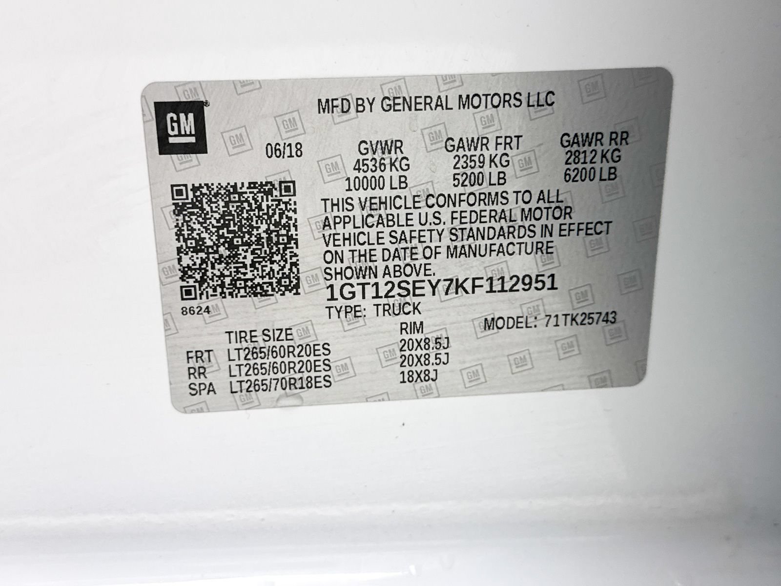 Used 2019 GMC Sierra 2500 Denali w/ Duramax Plus Package AWD/4WD image 32