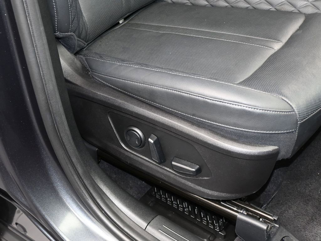 Used 2023 Kia Sorento SX AWD/4WD image 61