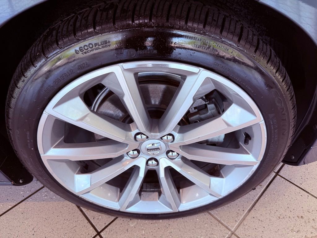 Used 2020 Volvo S60 T5 Momentum w/ Protection Package Premier image 16