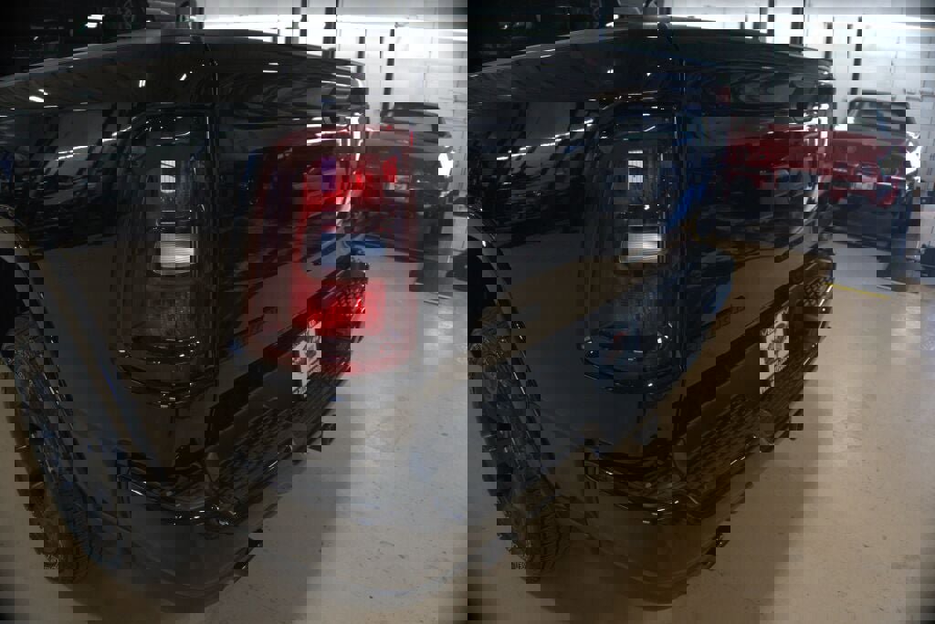 Used 2025 RAM 1500 Big Horn image 25