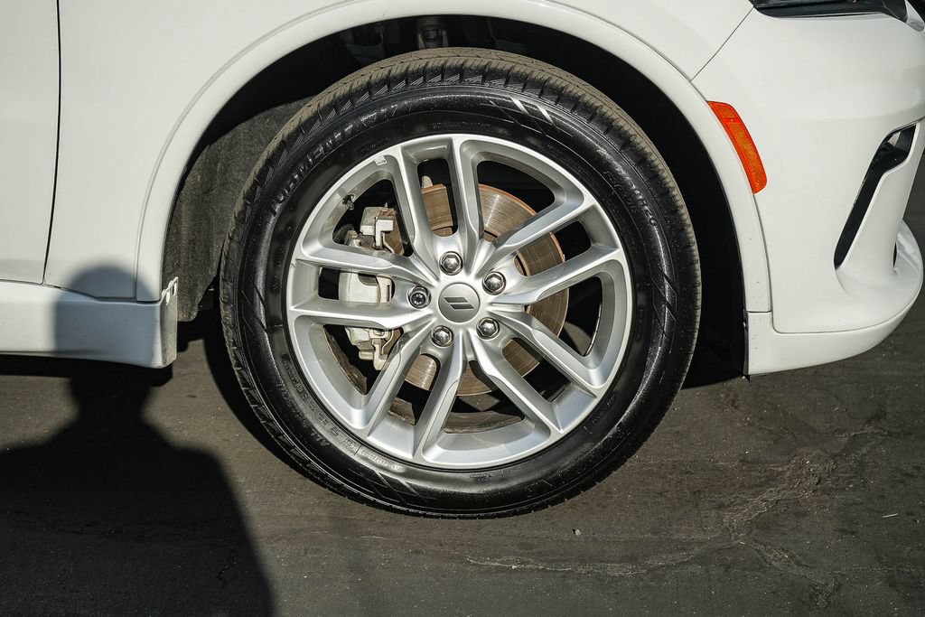 Used 2024 Dodge Durango GT RWD image 9