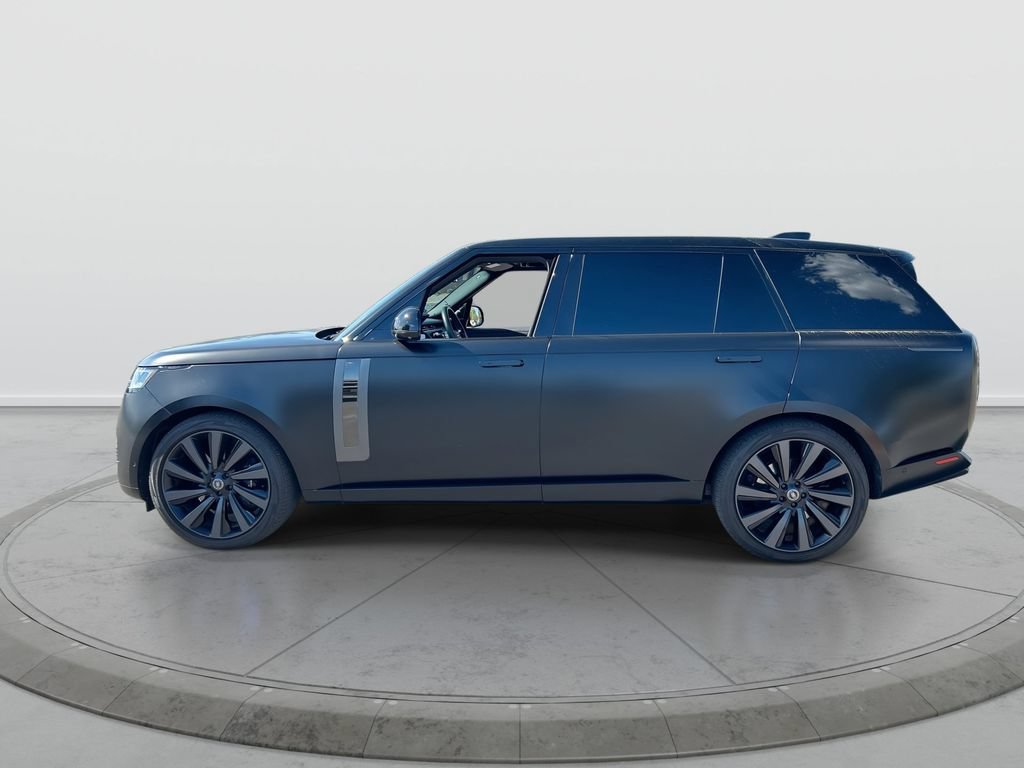 Used 2024 Land Rover Range Rover SV AWD/4WD image 5