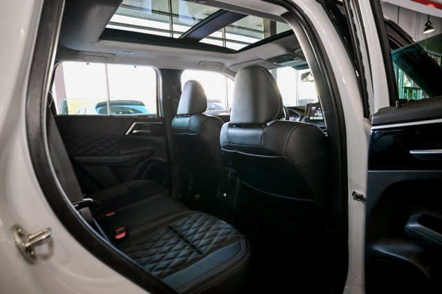 Used 2023 Mitsubishi Outlander SEL 40th Anniversary image 25