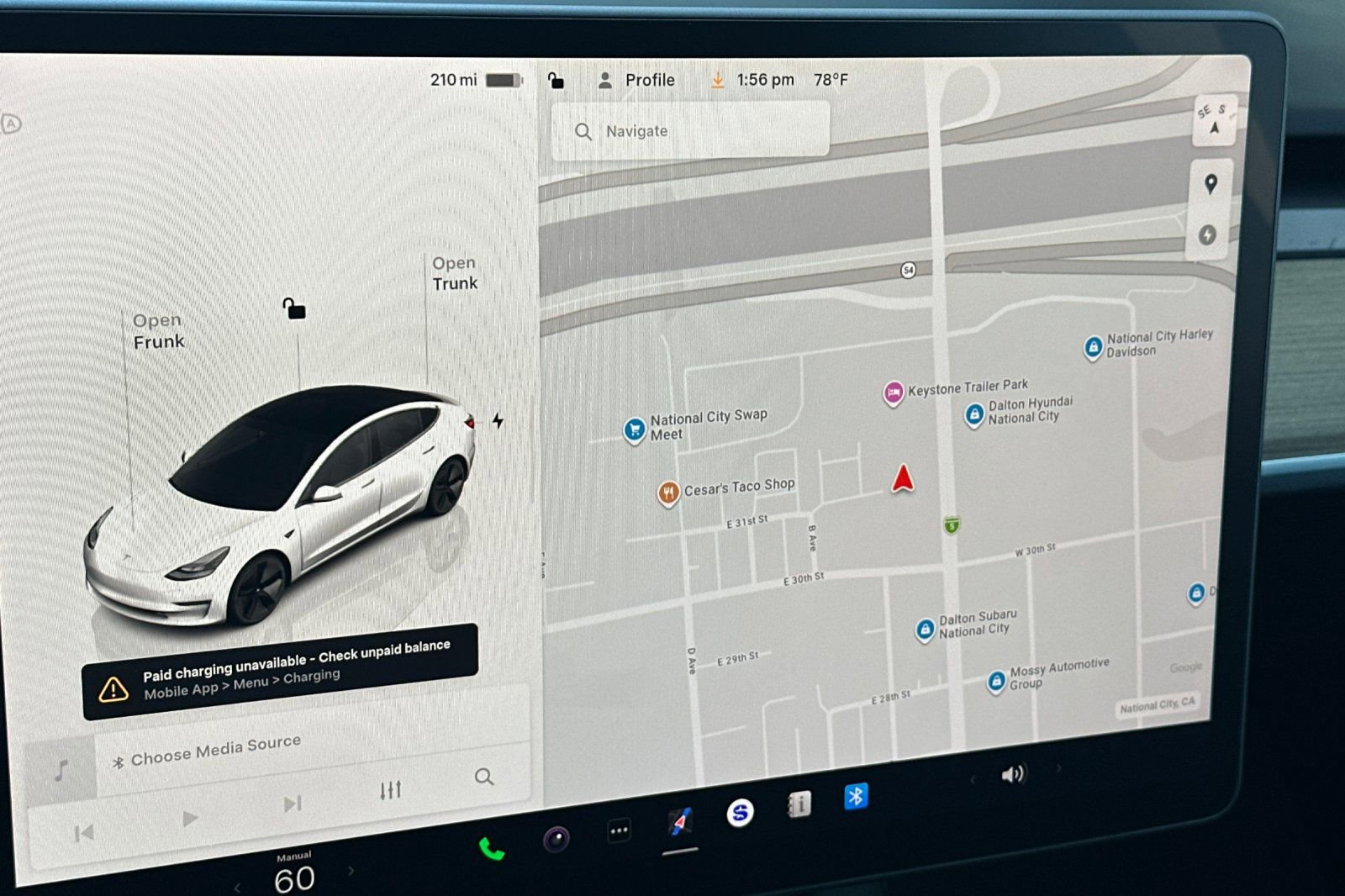 Used 2023 Tesla Model 3 Standard Range image 18