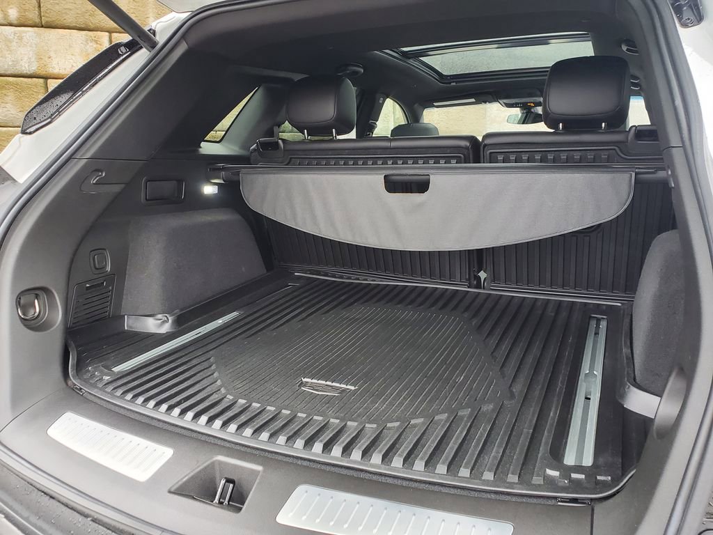 Used 2023 Cadillac XT5 Premium Luxury w/ LPO, Floor Liner Package image 44