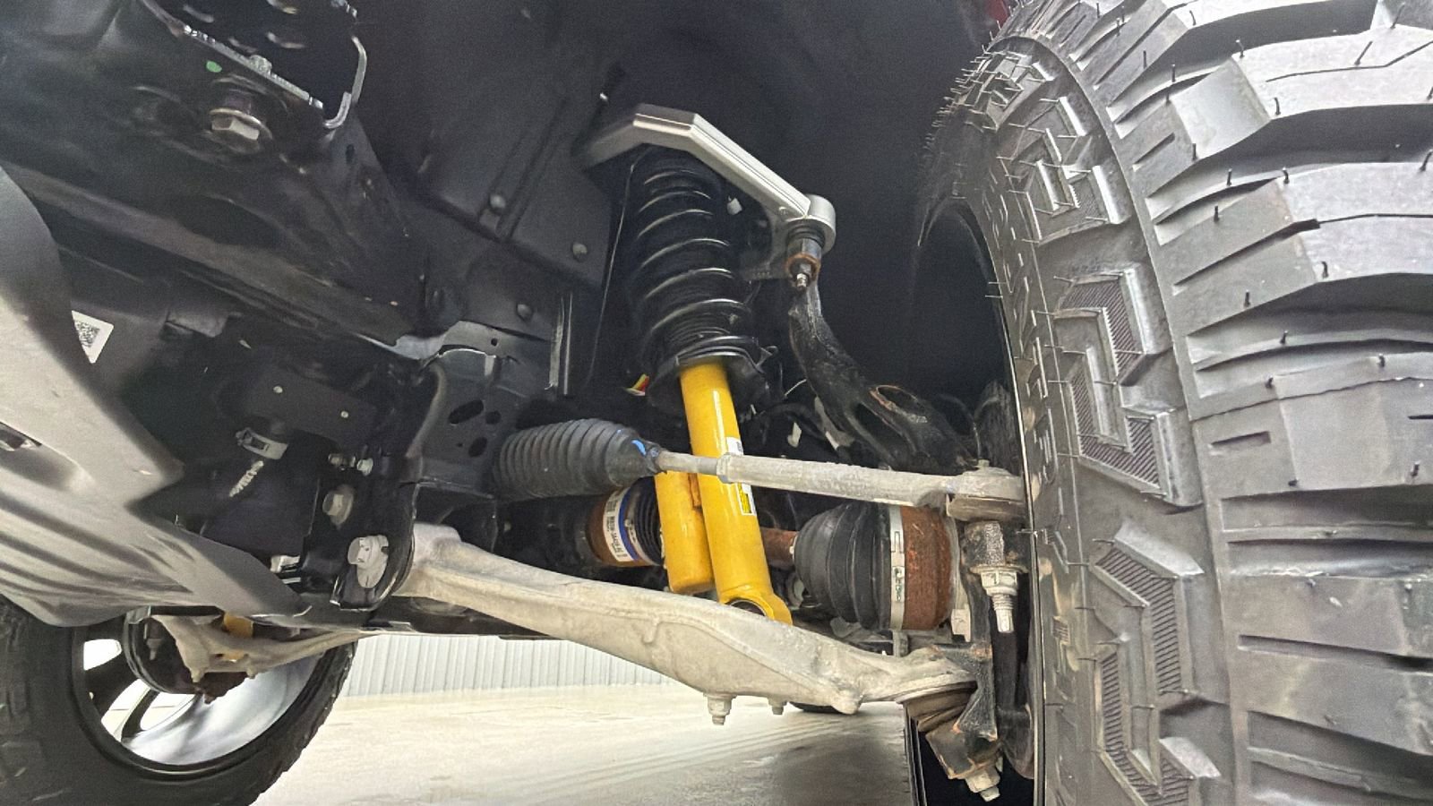 Used 2025 Ford Bronco Badlands w/ Sasquatch Package image 16
