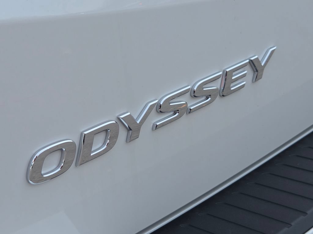New 2026 Honda Odyssey Touring image 21