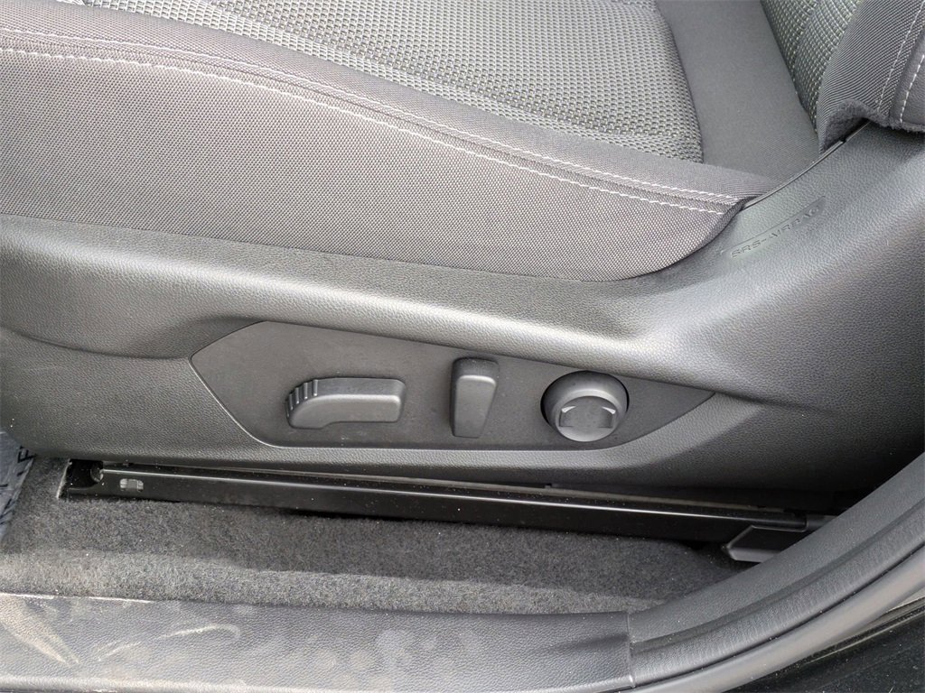 Used 2024 Subaru Crosstrek 2.0i Premium image 6