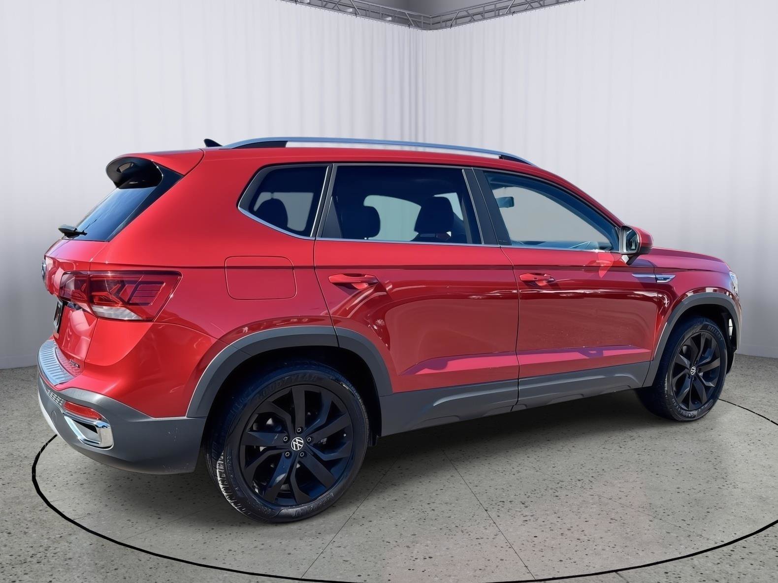 Used 2022 Volkswagen Taos SE image 6