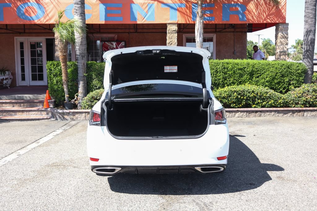 Used 2019 Lexus GS 350 F Sport RWD image 8