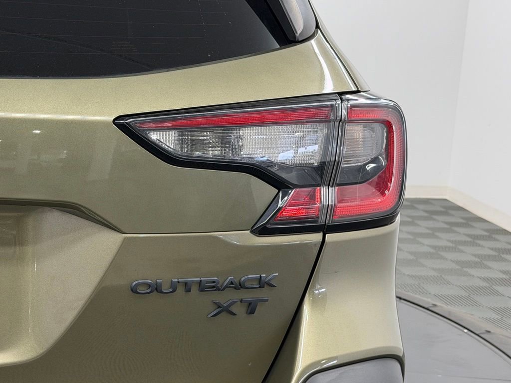 Used 2023 Subaru Outback Onyx Edition XT AWD/4WD image 14