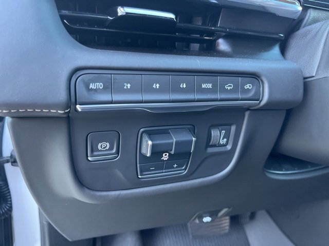 Used 2024 Cadillac Escalade Sport Platinum w/ Heavy-Duty Trailer Package image 20