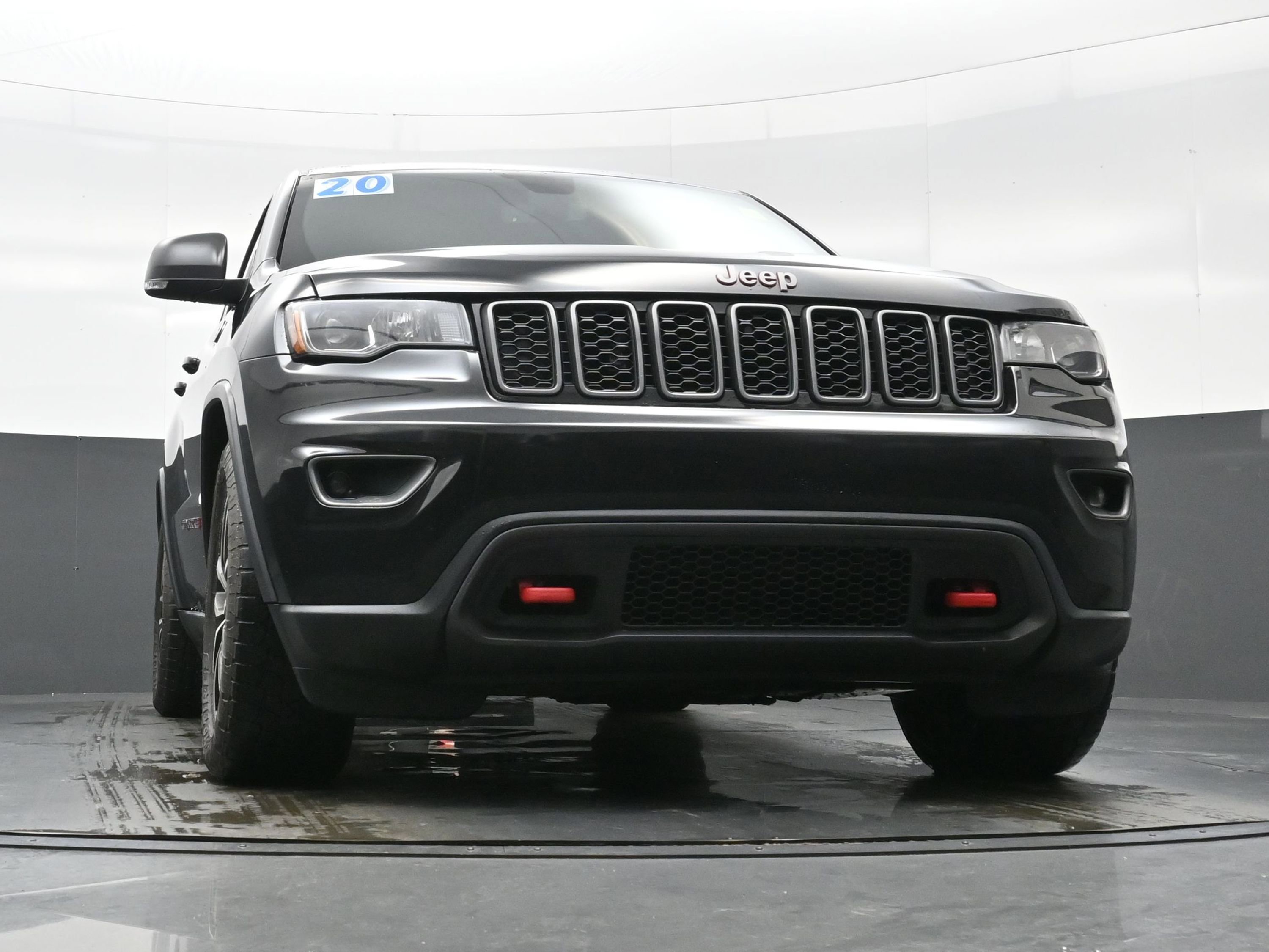Used 2020 Jeep Grand Cherokee Trailhawk AWD/4WD image 32
