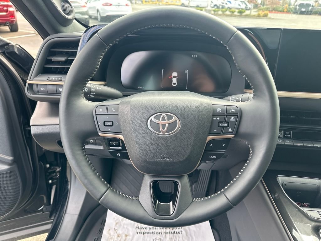 Certified 2025 Toyota Crown Nightshade image 17