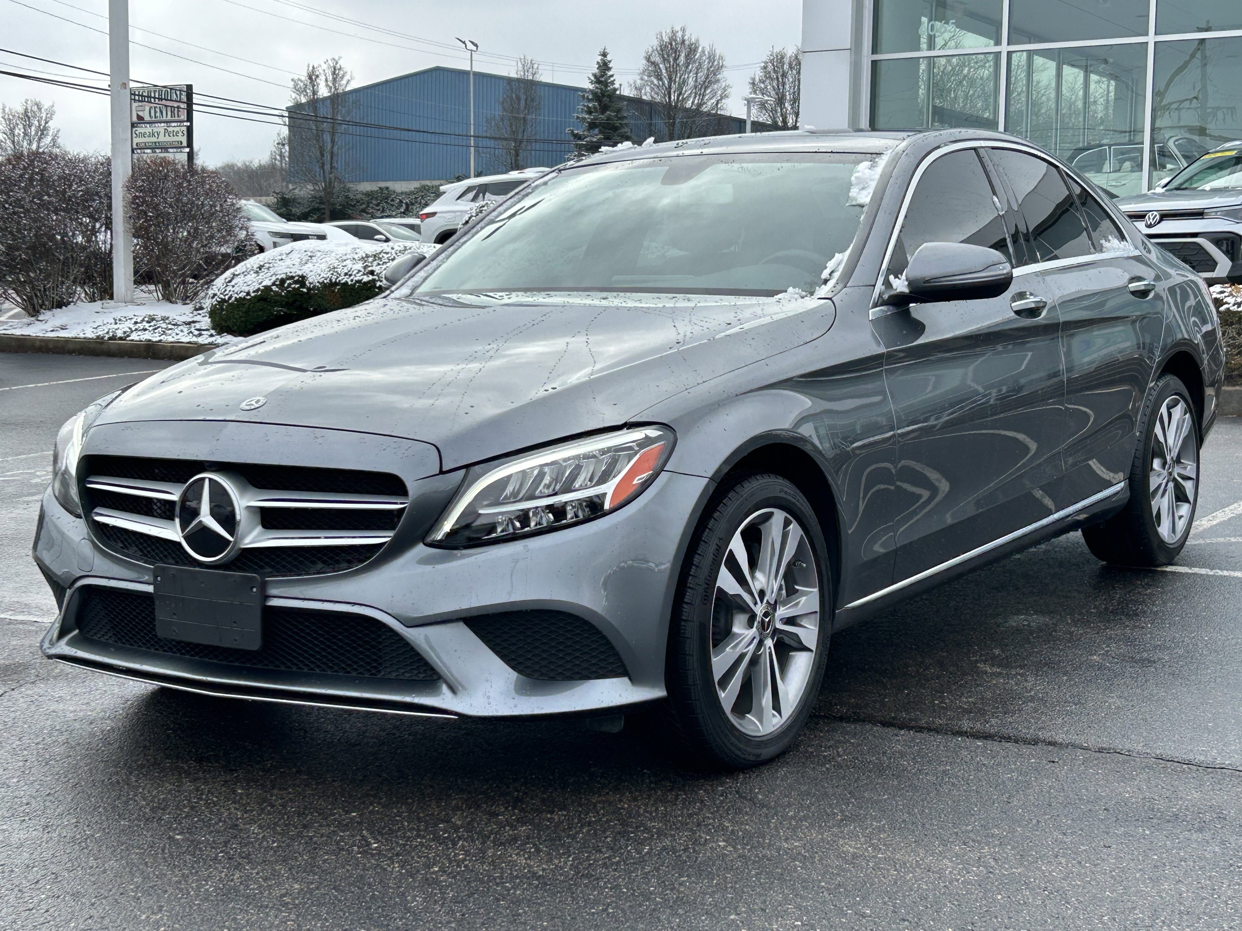 Used 2020 Mercedes-Benz C 300 4MATIC Sedan image 3