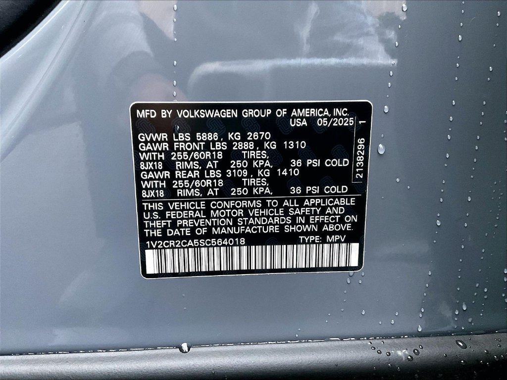 Used 2025 Volkswagen Atlas Peak Edition SE AWD/4WD image 35