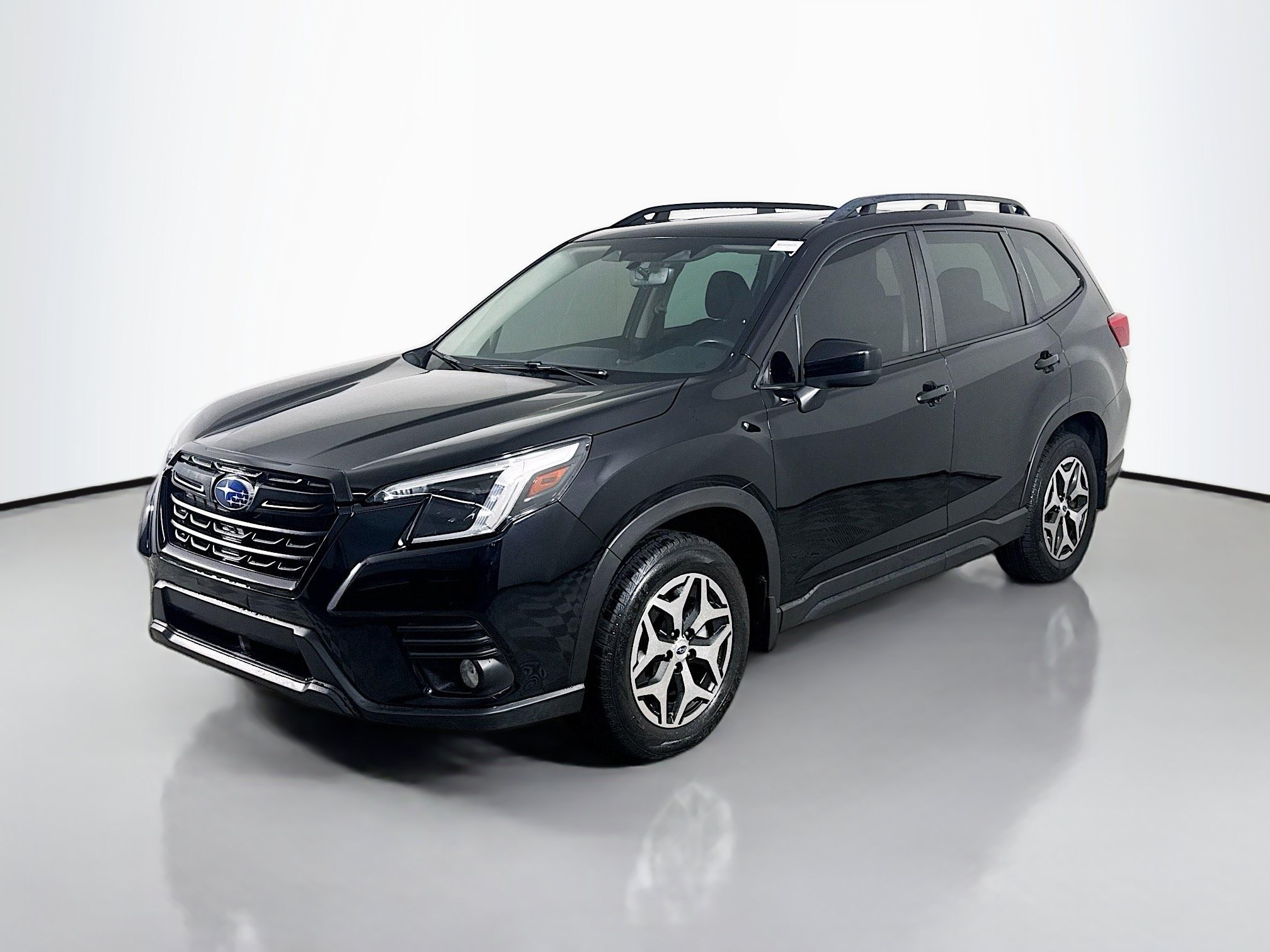 Used 2022 Subaru Forester Premium AWD/4WD image 4
