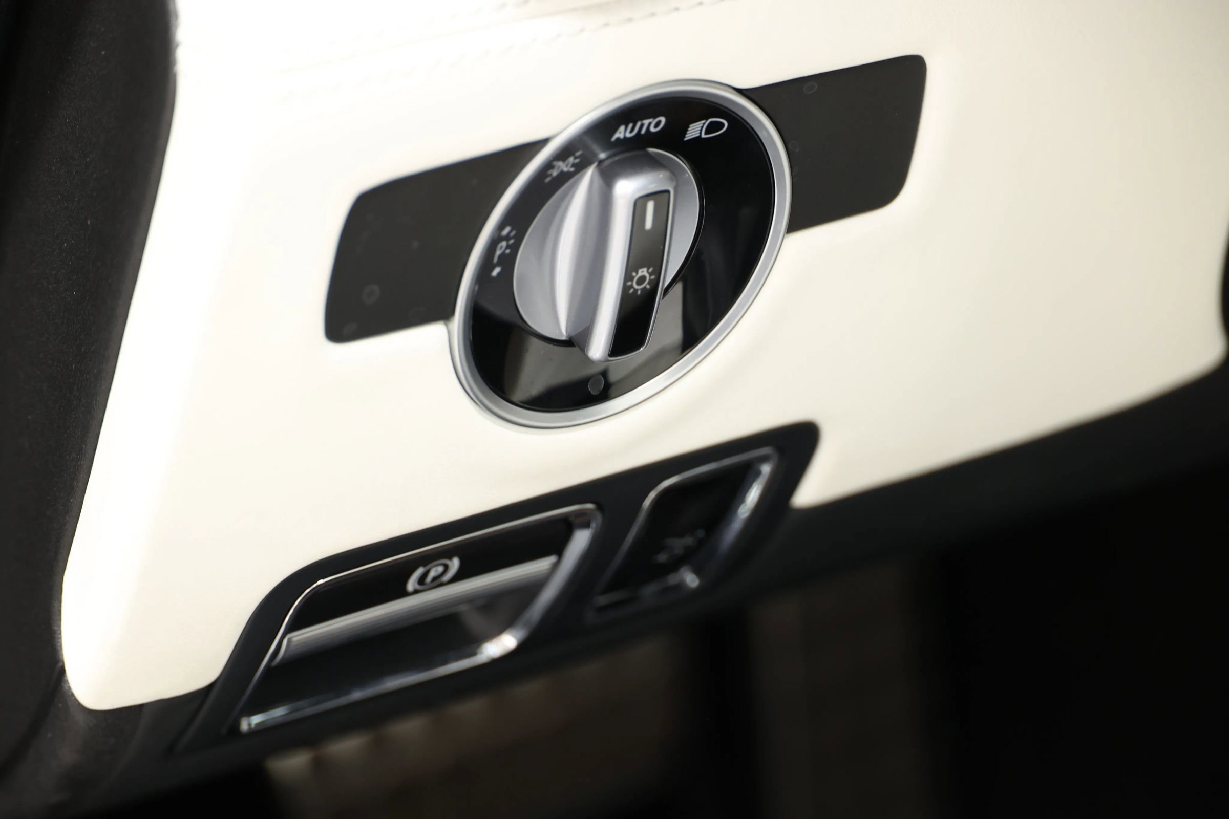 Used 2017 Mercedes-Benz AMG GT Coupe image 23