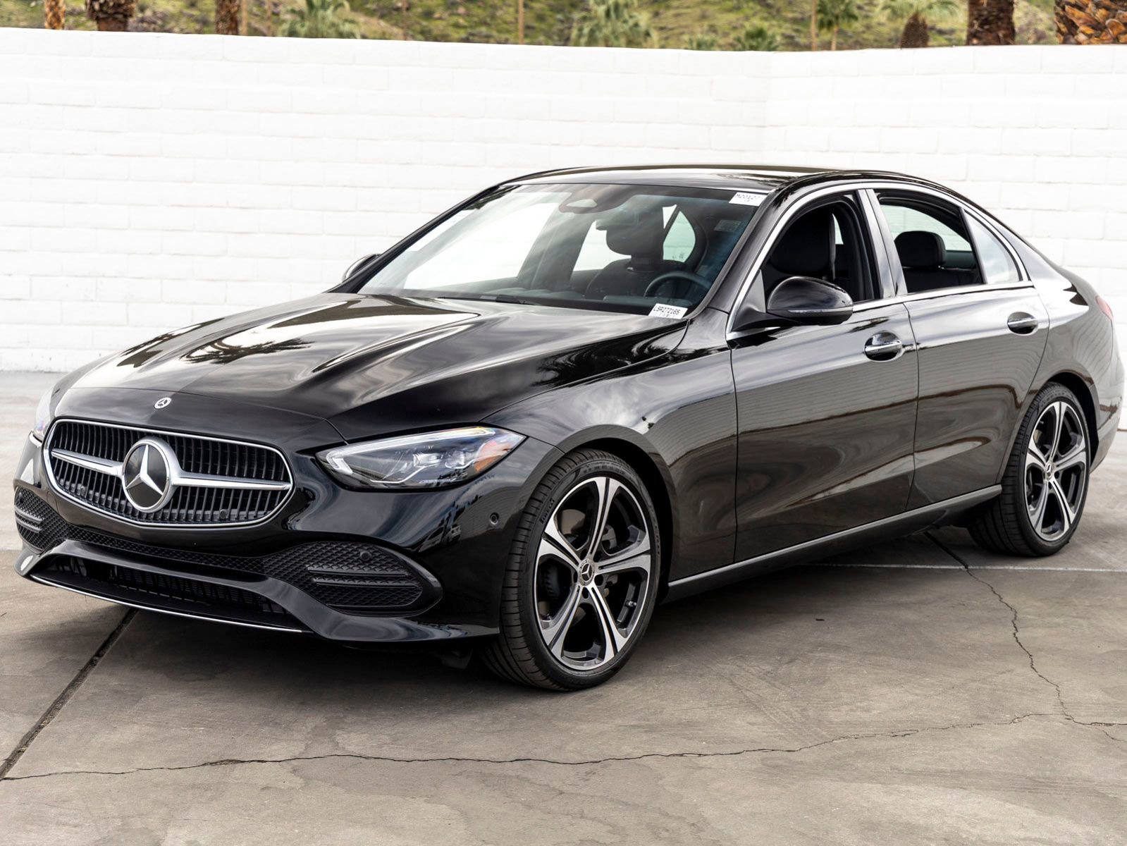 Used 2025 Mercedes-Benz C 300 Sedan image 5