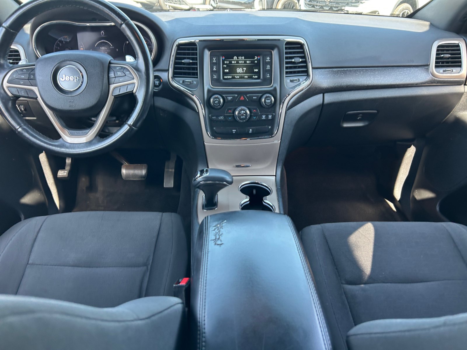 Used 2015 Jeep Grand Cherokee Laredo w/ Quick Order Package 23E AWD/4WD image 19